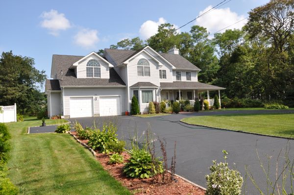 Cost of Driveway Resealing in Crestview