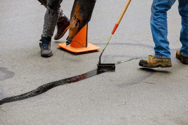 Cost of Parking Lot Crack Sealing in Crestview