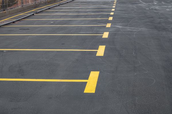 Cost of Commercial Parking Lot Sealing in Crestview